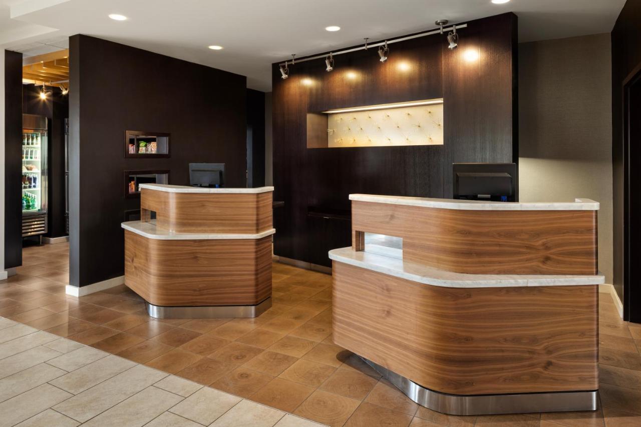 Courtyard Mankato Hotel & Event Center Экстерьер фото